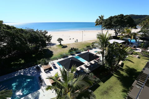 Seahaven Noosa Beachfront Resort - Holiday Cairns 0
