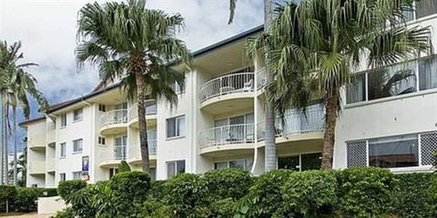 Anchor Down Apartments - Holiday Cairns 1