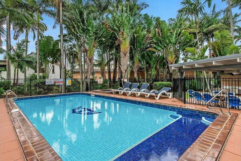 Anchor Down Apartments - Holiday Cairns 3