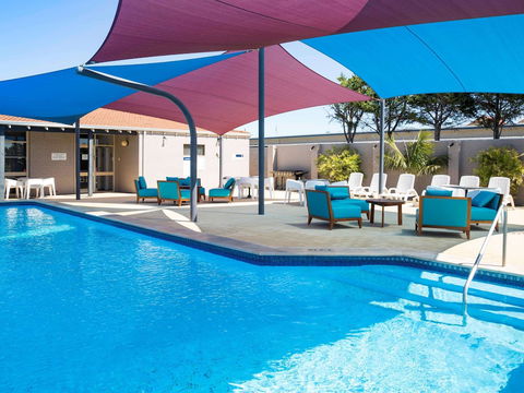 Ibis Styles Geraldton - Holiday Cairns 3