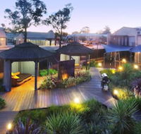 Bay Village Resort  Spa - Holiday Cairns