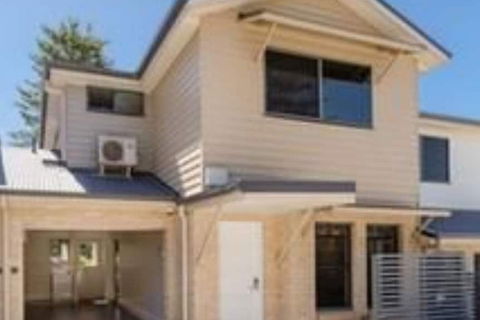 Cardiff Executive Apartments - Holiday Cairns 7