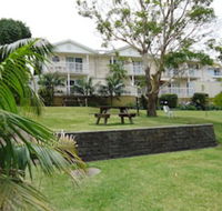 Aston Hill Motor Lodge - Holiday Cairns