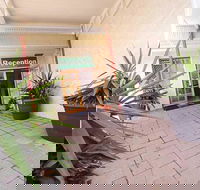 Comfort Hotel Parklands Calliope - Holiday Cairns
