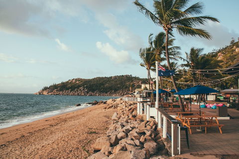 Base Magnetic Island Hostel - Holiday Cairns 2