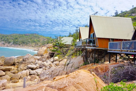 Base Magnetic Island Hostel - Holiday Cairns 1