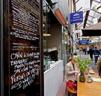 Hotel Causeway - Holiday Cairns