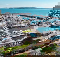 Anchorage Port Stephens - Holiday Cairns