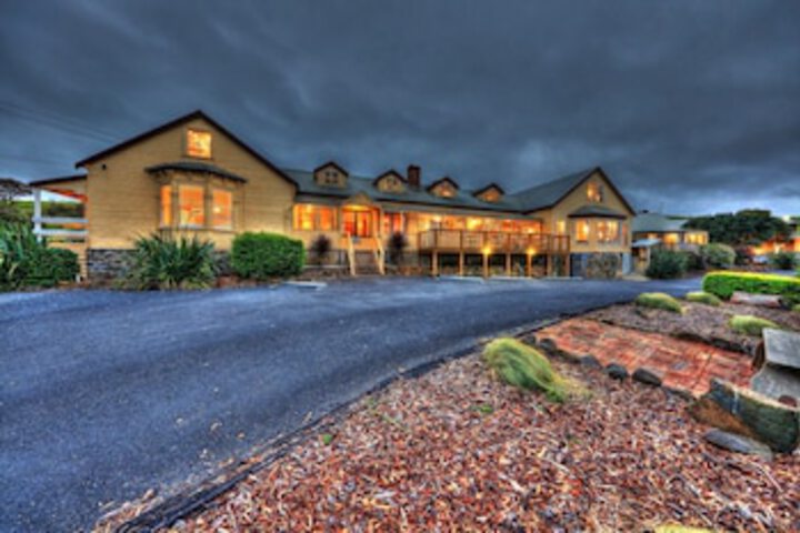 Stanley TAS Holiday Cairns