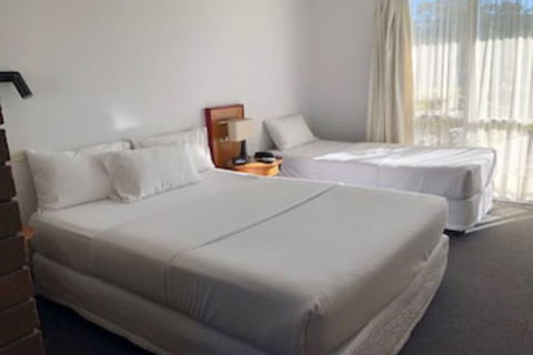 Matador Motor Inn - Holiday Cairns 0