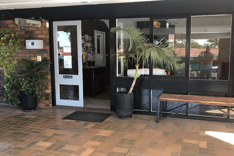 Matador Motor Inn - Holiday Cairns 1