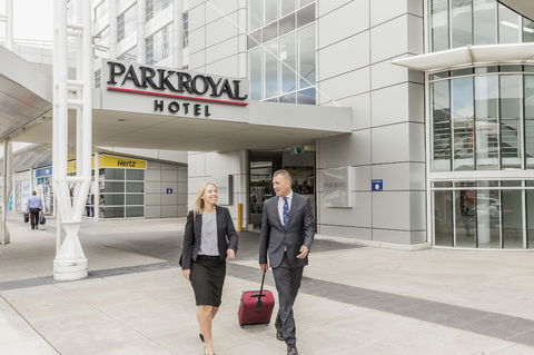 PARKROYAL Melbourne Airport - Holiday Cairns 0