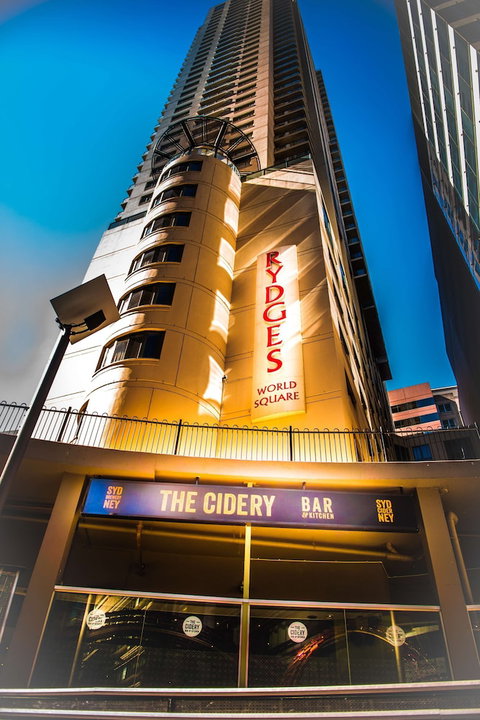 Rydges World Square - Holiday Cairns 2