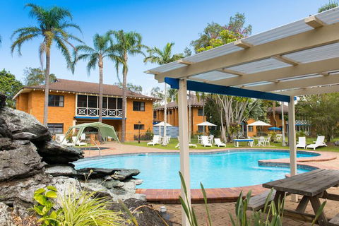 Vacation Village - Holiday Cairns 2