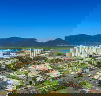 Coral Tree Inn - Holiday Cairns