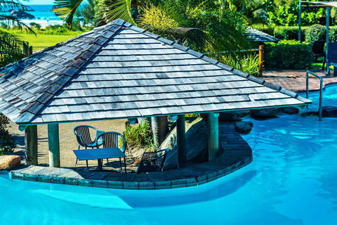 BreakFree Aanuka Beach Resort - Holiday Cairns 5