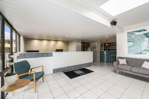 Quality Hotel City Centre - Holiday Cairns 6
