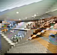 Centrepoint Motor Inn - Holiday Cairns