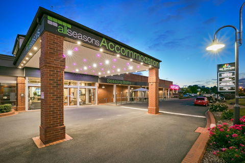 All Seasons Resort - Holiday Cairns 0