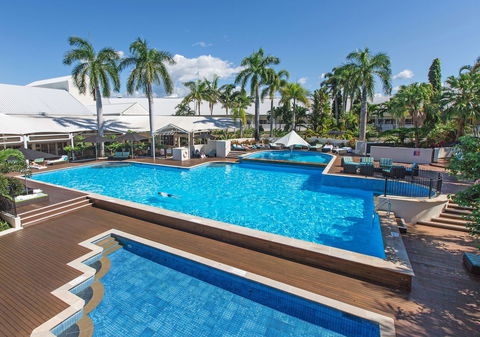 Shangri-La The Marina, Cairns - Holiday Cairns 6