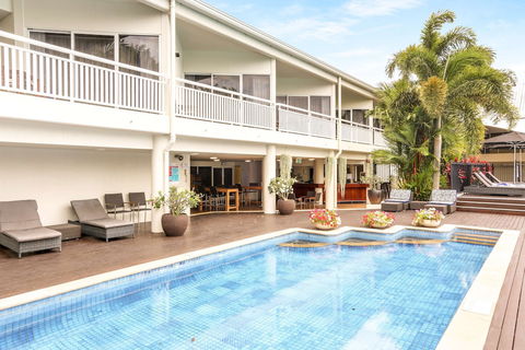 Shangri-La The Marina, Cairns - Holiday Cairns 3