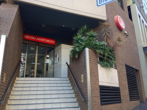 Metro Apartments On Darling Harbour - Sydney - Holiday Cairns 0