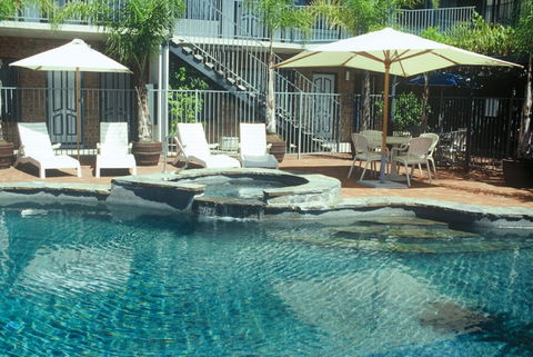 Ibis Styles Adelaide Manor - Holiday Cairns 2