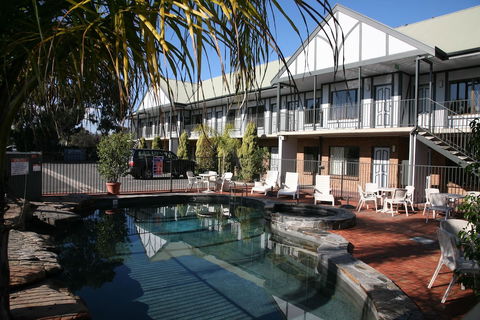 Ibis Styles Adelaide Manor - Holiday Cairns 0