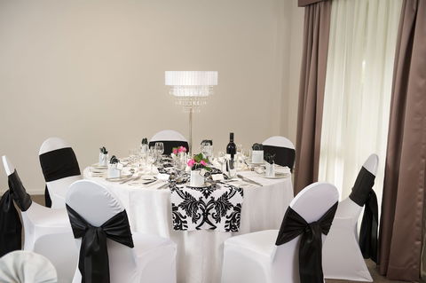 Ibis Styles Adelaide Manor - Holiday Cairns 6