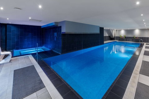 Oaks Melbourne On Market Hotel - Holiday Cairns 2
