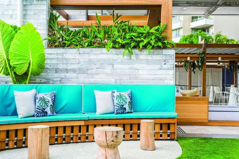 Vibe Hotel Gold Coast - Holiday Cairns 3