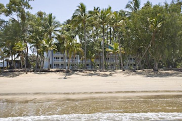 Clifton Beach QLD Holiday Cairns