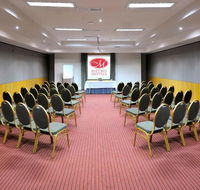 Metro Hotel Ipswich International - Holiday Cairns