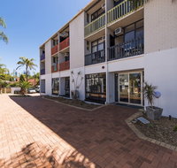 Billabong Backpackers Resort - Holiday Cairns