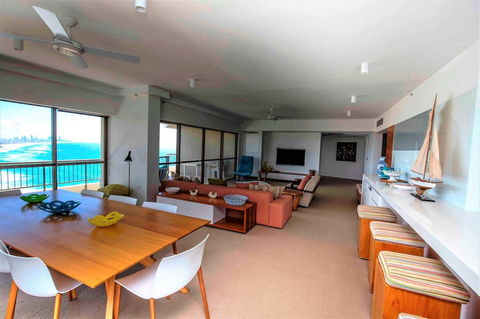 Gemini Court Holiday Apartments - Holiday Cairns 4