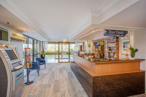 Gemini Court Holiday Apartments - Holiday Cairns 3