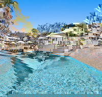 Mantra Nelson Bay - Holiday Cairns