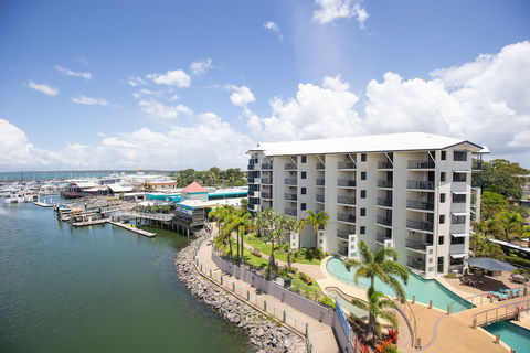 Mantra Hervey Bay - Holiday Cairns 3