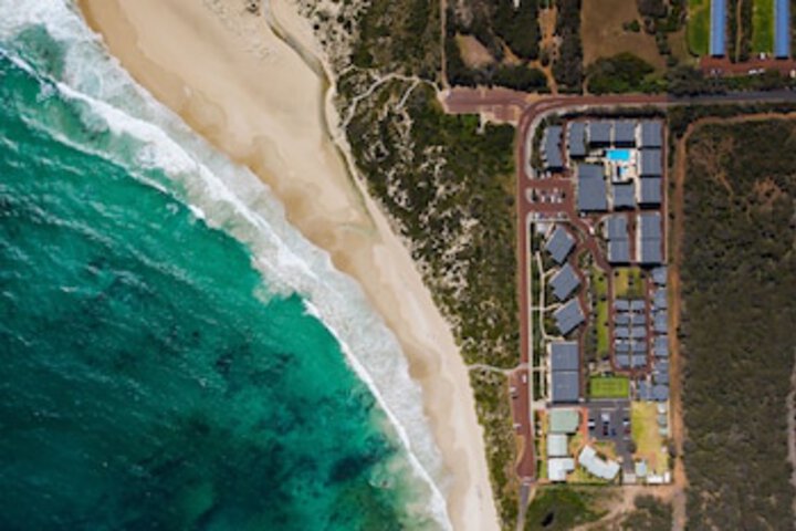 Apartment Emerald Beach NSW Holiday Cairns