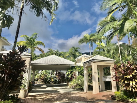 The Villas Palm Cove - Holiday Cairns 0