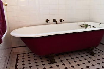 Carlyle House B & B - Holiday Cairns 5