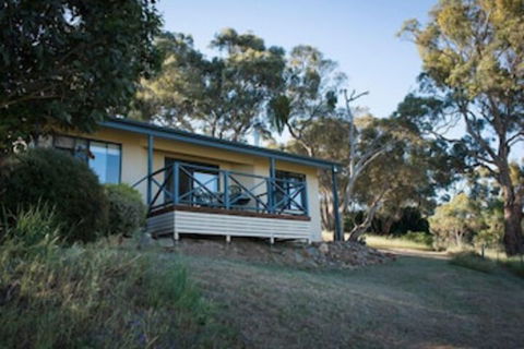 Riesling Country Cottages - Holiday Cairns 2