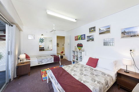 Bundaberg Coral Villa Motor Inn - Holiday Cairns 7