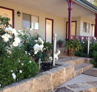 The Nosh  Nod - Avon Terrace - Holiday Cairns