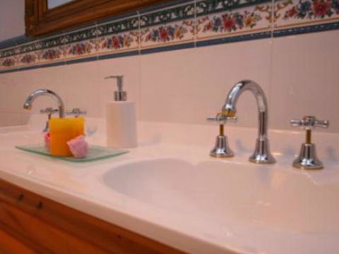 Quayside Cottages - Holiday Cairns 3