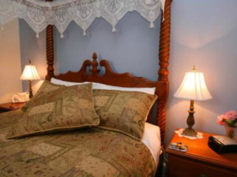 Quayside Cottages - Holiday Cairns 6