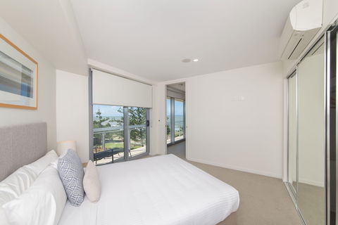 Salt Apartments - Holiday Cairns 3