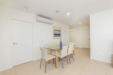 Salt Apartments - Holiday Cairns 4