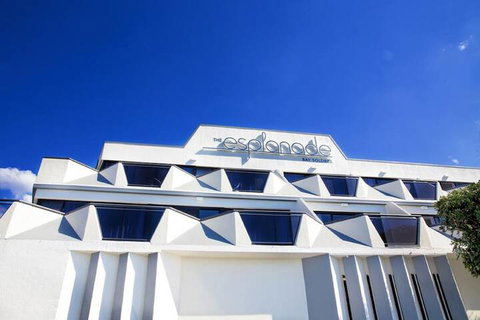 The Esplanade - Holiday Cairns 2