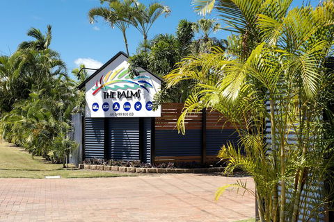 The Palms Hervey Bay - Holiday Cairns 1